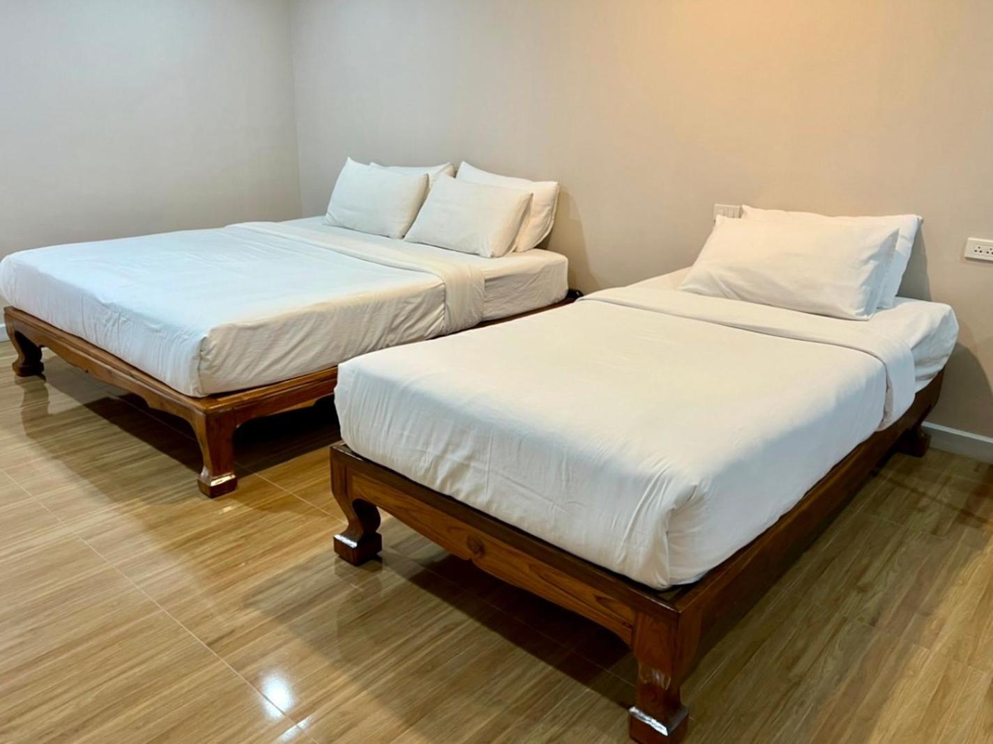 Funwan Hotel Li Buitenkant foto