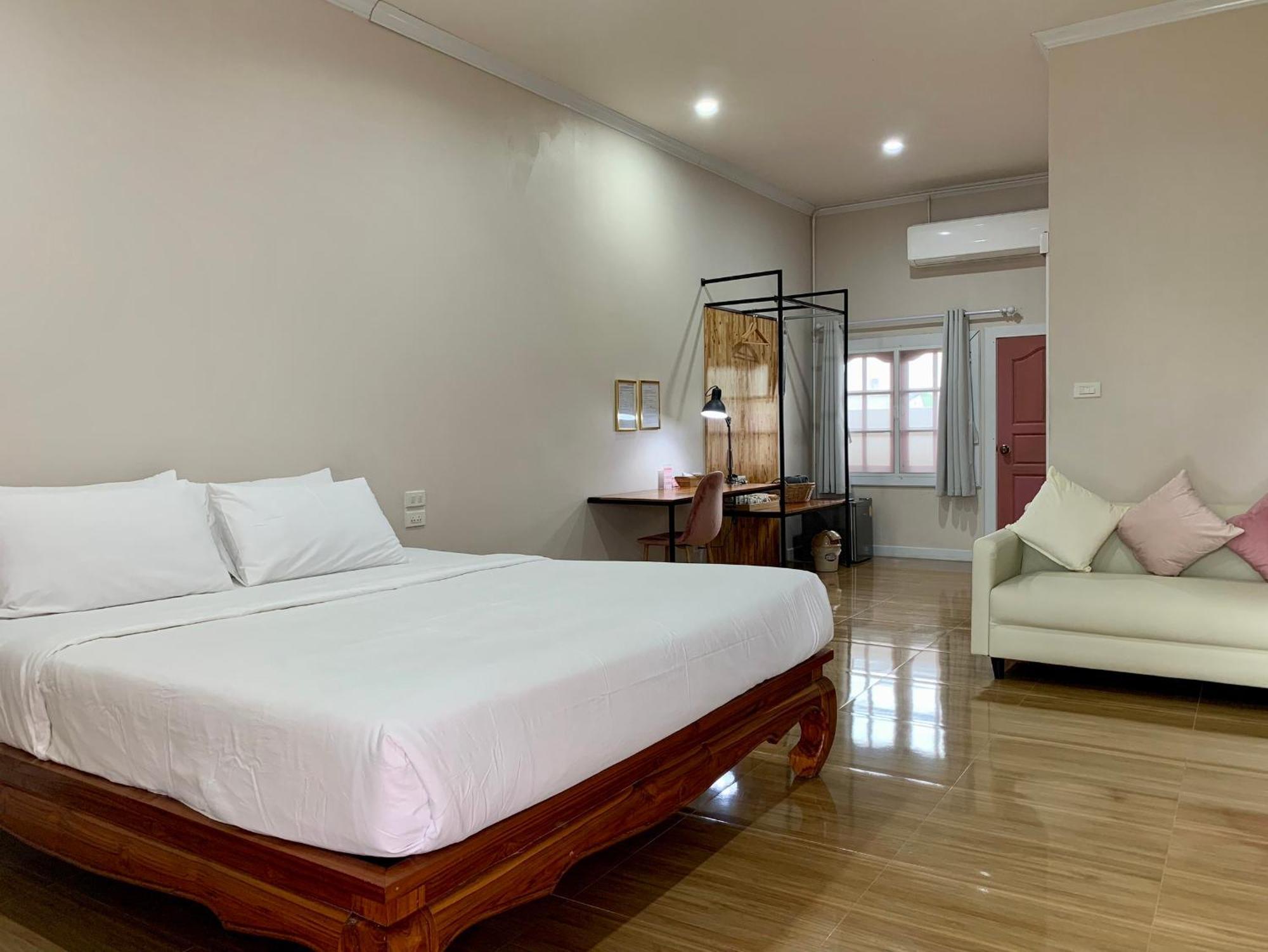 Funwan Hotel Li Buitenkant foto